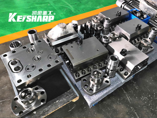 Excavator Hydraulic Hammer Valve Assembly / হাইড্রোলিক ব্রেকার স্পেয়ার আইএসও অনুমোদিত