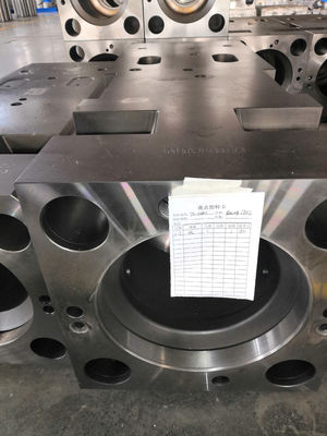 Excavator Hydraulic Breaker Machinery Spare Parts সামনের সিলিন্ডার বডি